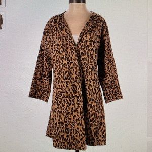 Carol Anderson by invitation Cotton Leopard Print  🐆 Coat Dolman Sleeve